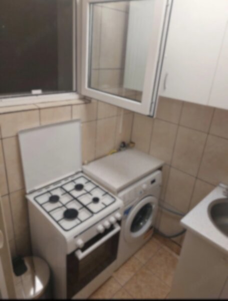Titan, Postavarul, Auchan, ac, tv,